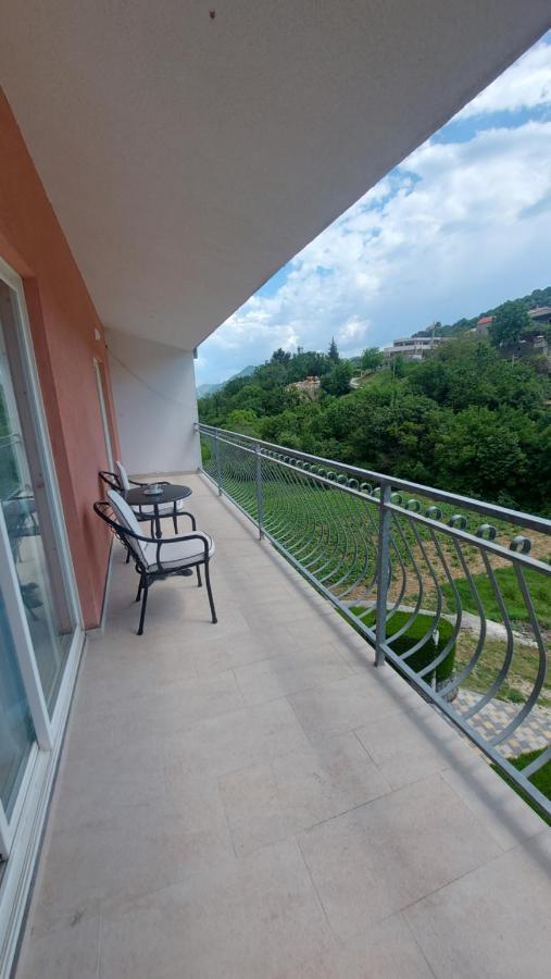 Apartman Nature Zvecanje 外观 照片
