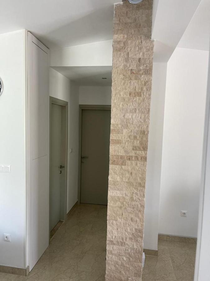 Apartman Nature Zvecanje 外观 照片